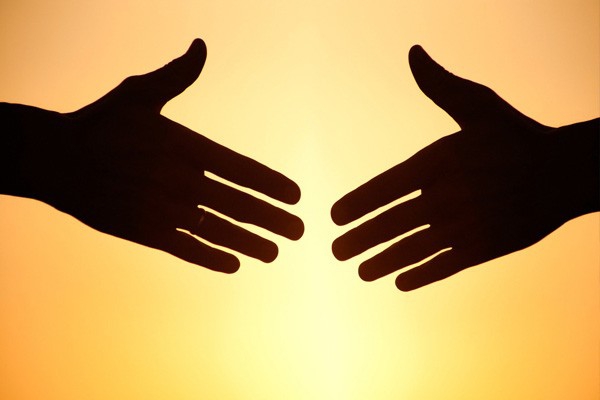 公司積極參與精準扶貧活動，捐款10萬元